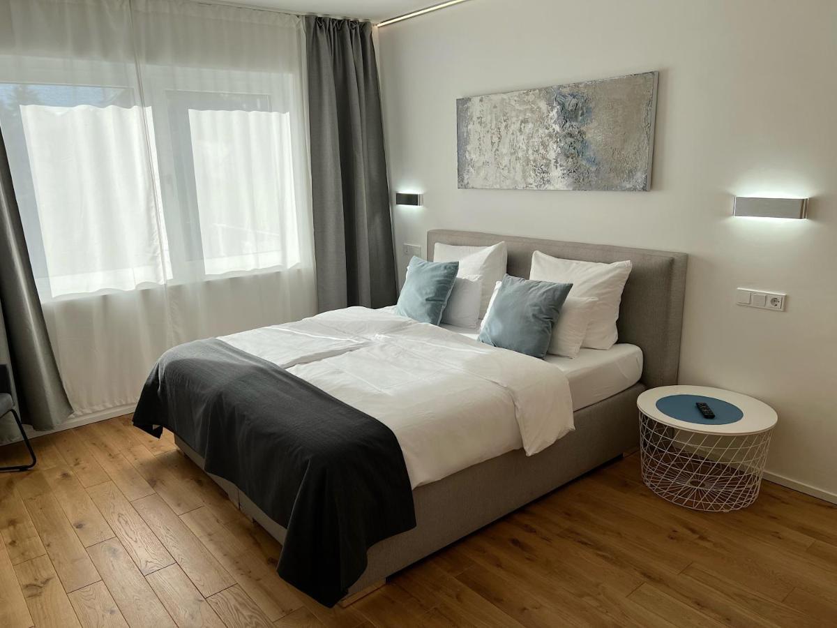 Weingut-Aparthotel Olinger Mehring  Bagian luar foto