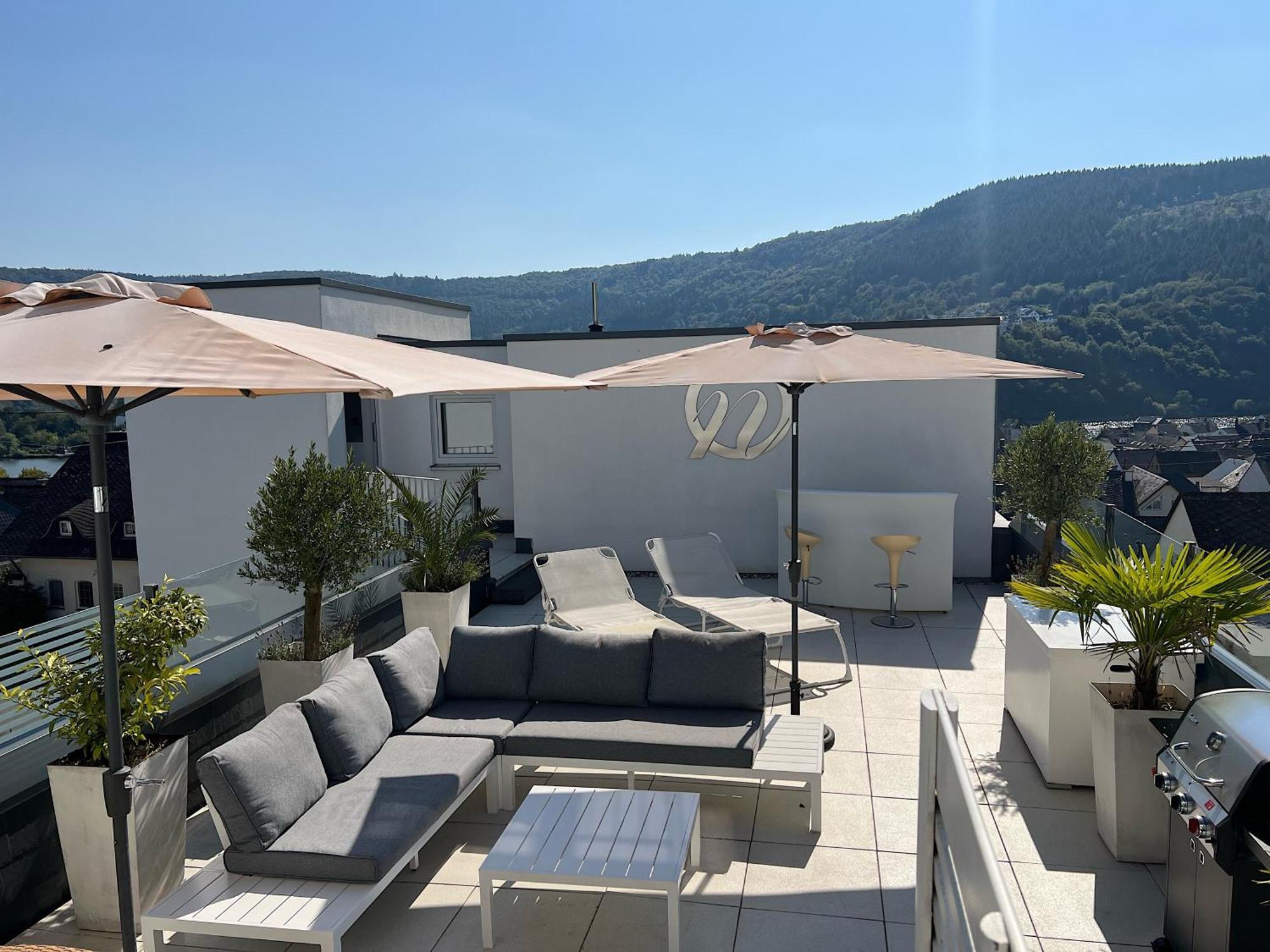 Weingut-Aparthotel Olinger Mehring  Bagian luar foto