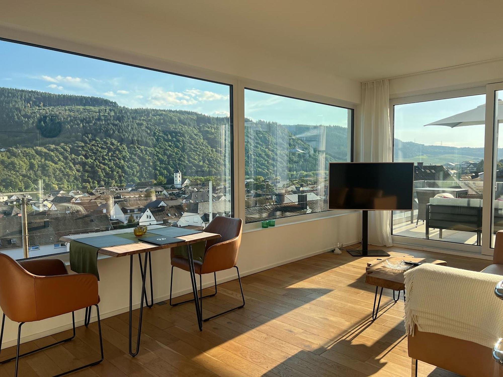 Weingut-Aparthotel Olinger Mehring  Bagian luar foto